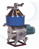 Centrifugal separator 106